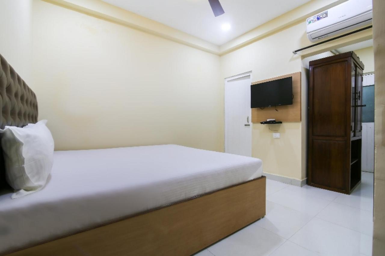 Hotel Prakrathi Residency バンガロール エクステリア 写真