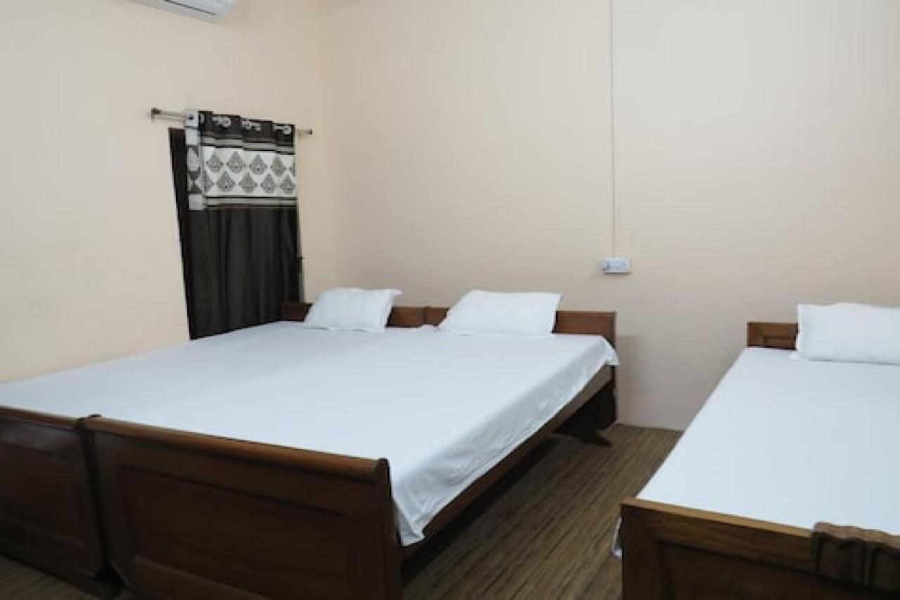 Hotel Prakrathi Residency バンガロール エクステリア 写真