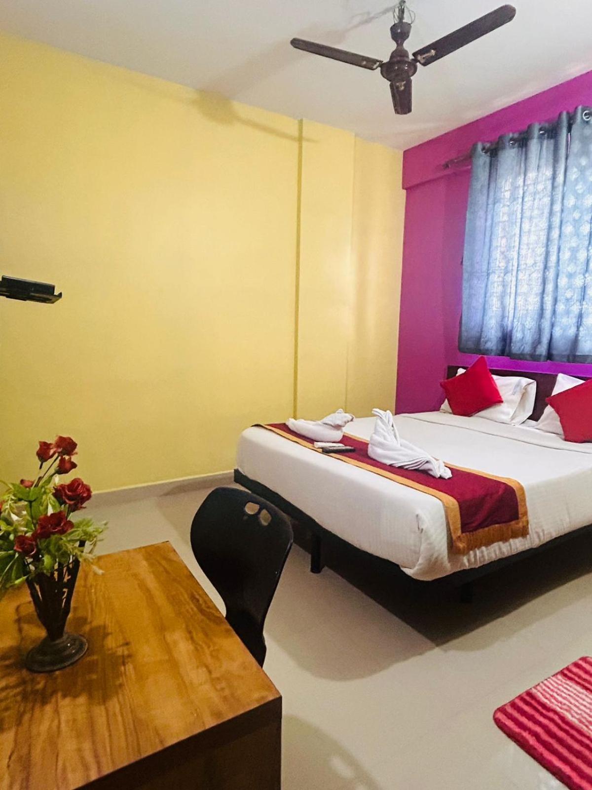 Hotel Prakrathi Residency バンガロール エクステリア 写真