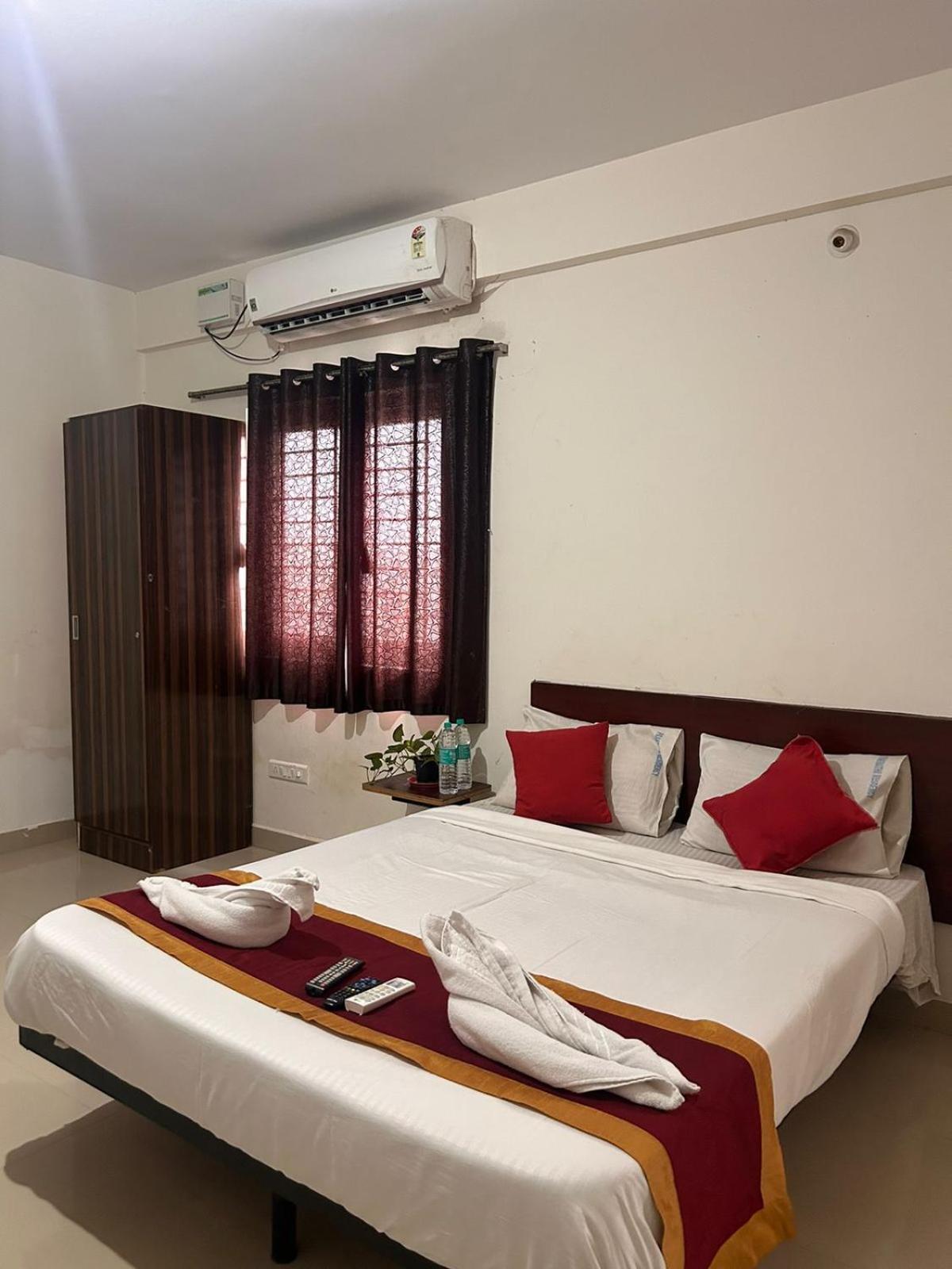 Hotel Prakrathi Residency バンガロール エクステリア 写真